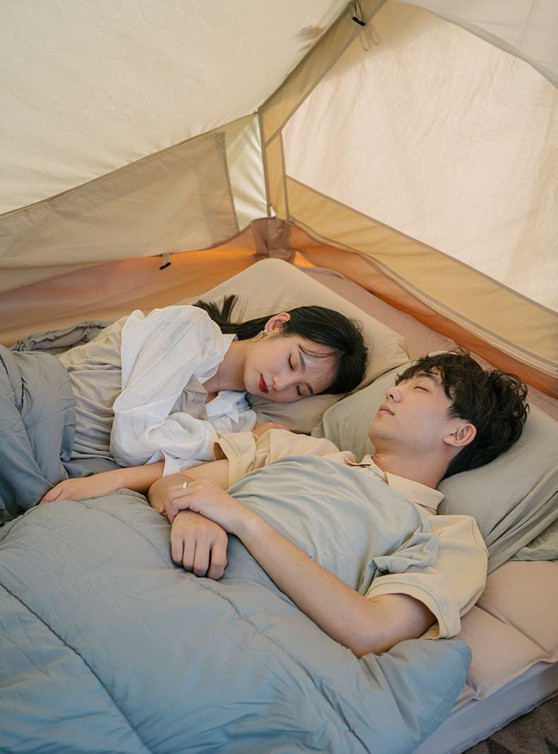シュラフ オールシーズン快眠寝袋