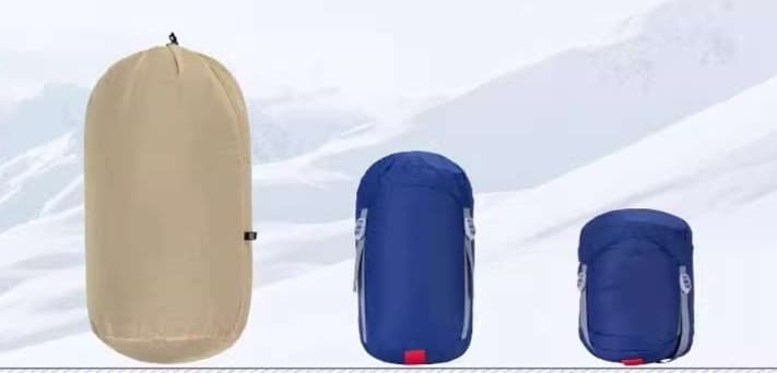 シュラフ 極上の暖かさ 高機能マミー型寝袋