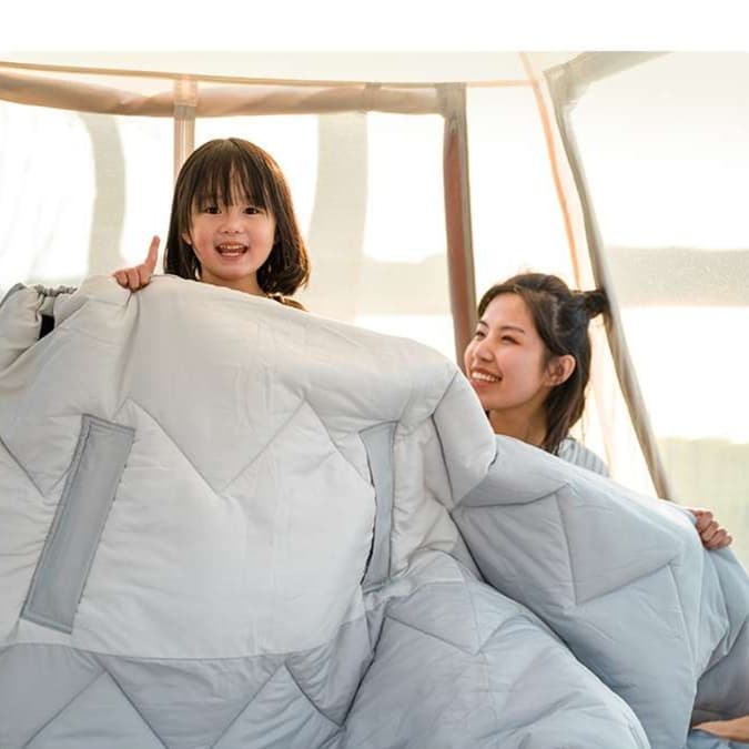 シュラフ 親指を伸ばせる快適寝袋