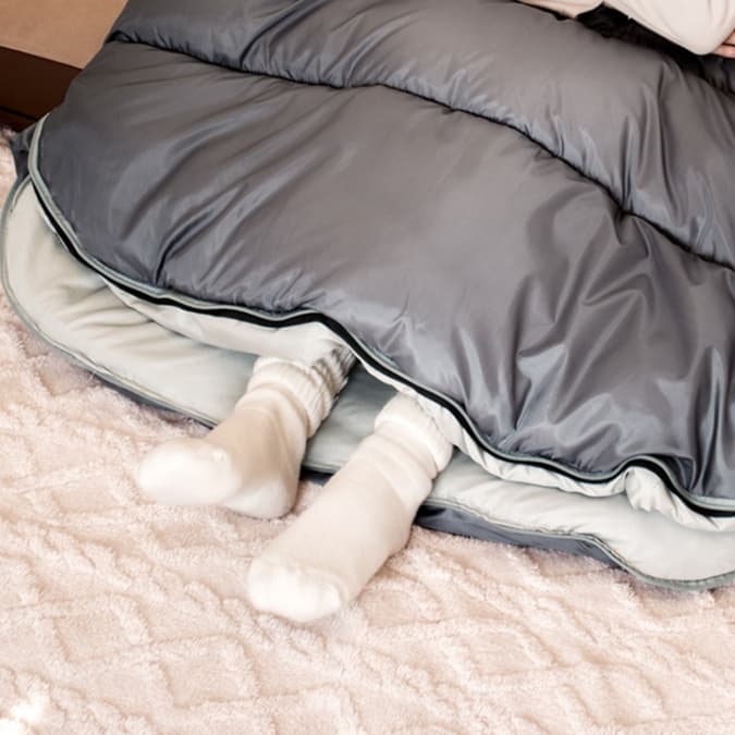 シュラフ ゆったり快眠 広々寝袋