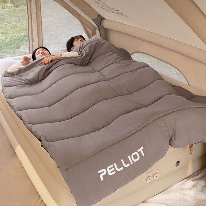 シュラフ ゆったり眠れる二人用連結寝袋